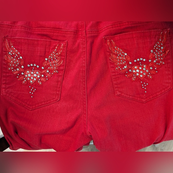 Tru Luxe Jeans Y2K Bedazzled Red Capri - Picture 2 of 7